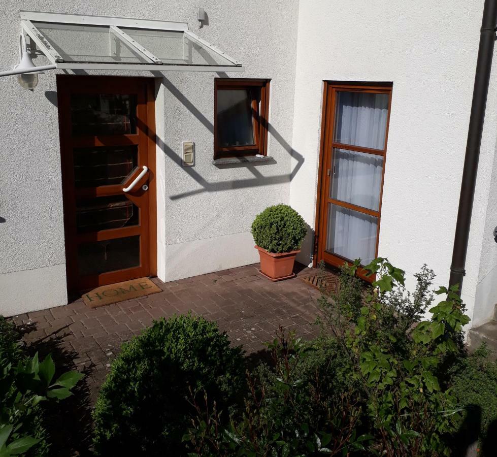 2-Zimmer-Ferienwohnung Gartenblick Rottweil Exterior foto